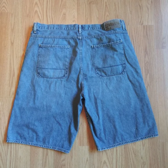 Nautica Men's Denim Jean Shorts - Picture 2 of 9